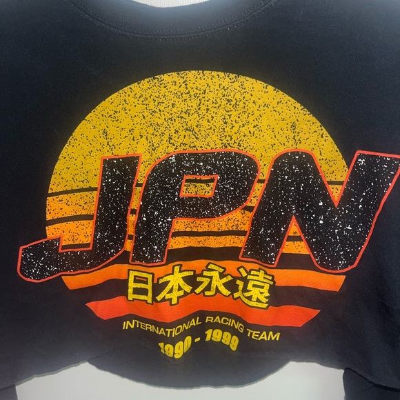 💕 FASHION NOVA JPN RISE CROP TOP 💕 - Picture 7 of 8